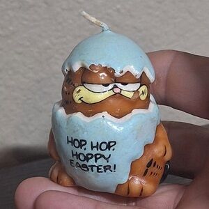 1981 Garfield Hop, Hop, Hoppy Easter Candle